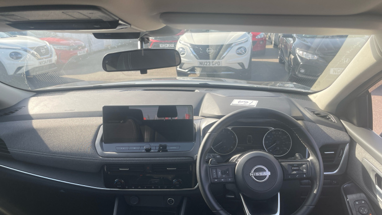 Nissan Qashqai 1.3 DiG-T MH 158 Acenta Premium 5dr Xtronic Petrol Hatchback